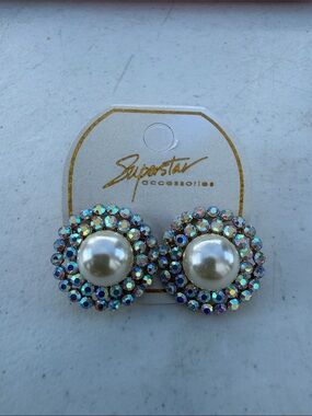 Pearl & Aurora Crystal Cluster Earrings - White